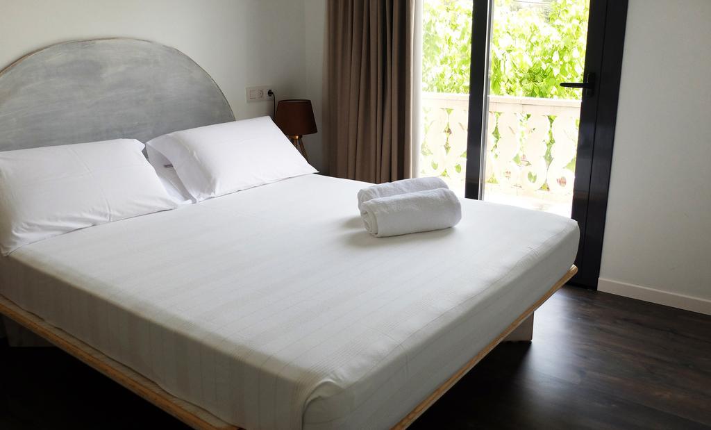 Hostal Bon Sol San Ferrán de ses Roques Eksteriør billede